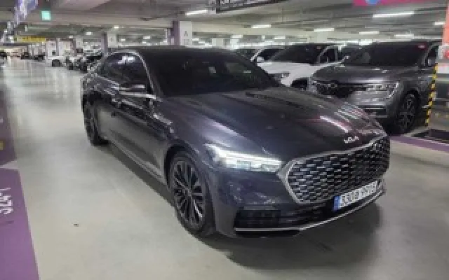 더뉴K9 중고차 더 뉴 K9 2세대 3.3 T-GDI AWD 매물 사진 9 - 2024/10 63,607km