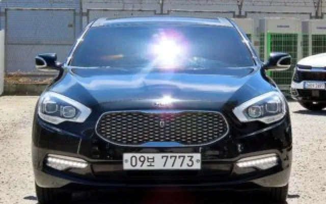 더뉴K9 중고차 더 뉴 K9 3.3 GDI 이그제큐티브 매물 사진 14 - 2016/01 197,661km